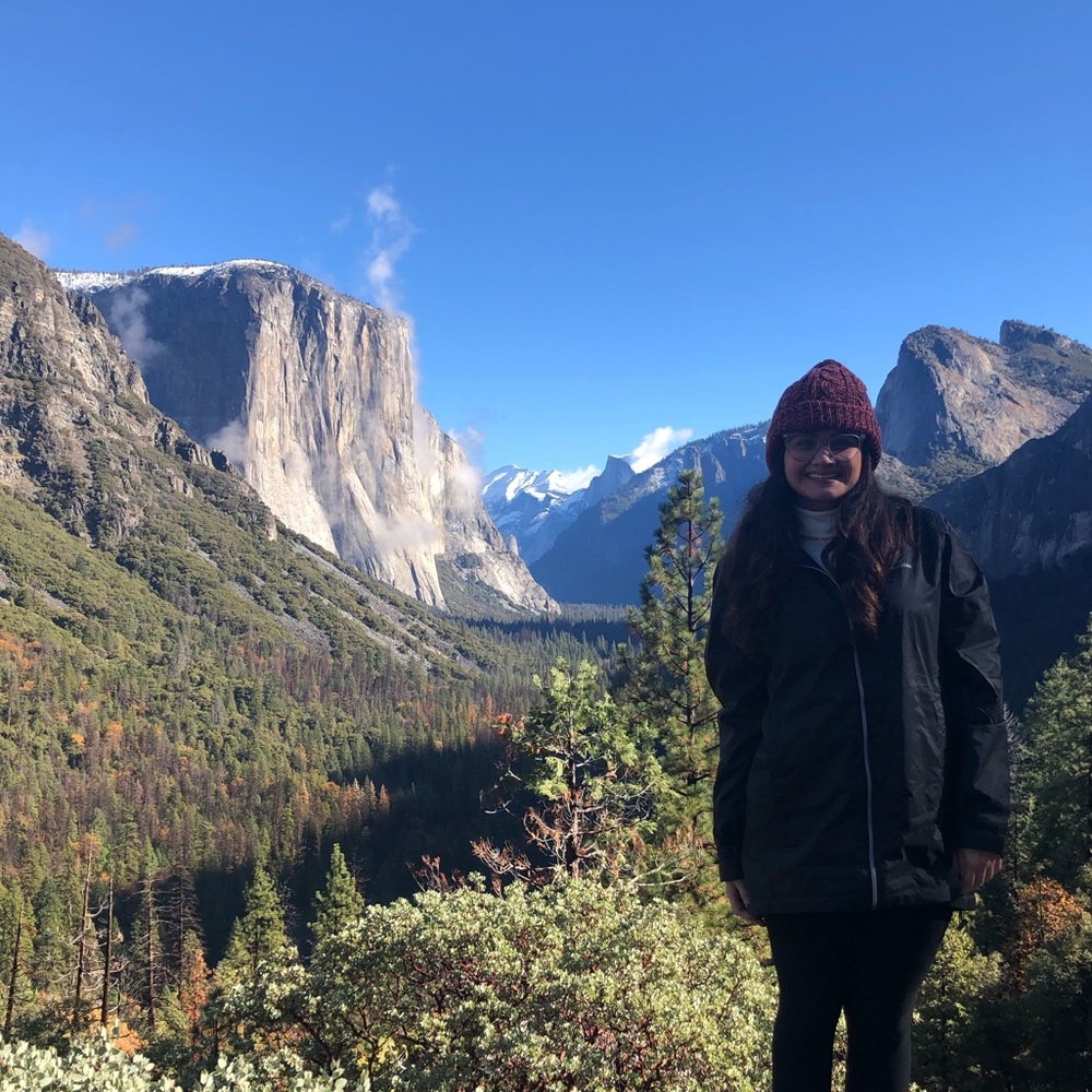 Meet your Posher, Roxanne